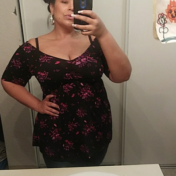 🆕 Sexy Torrid Top - Picture 2 of 7